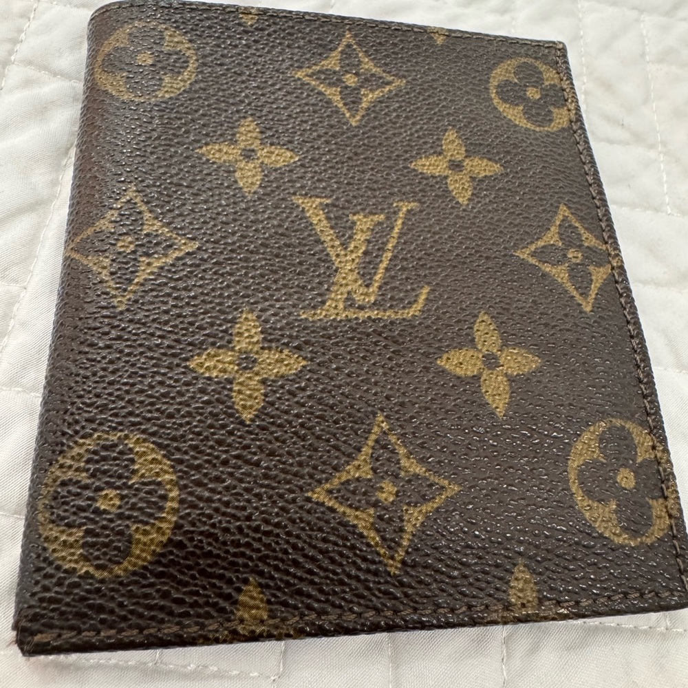 Monogram card holder, recycled.